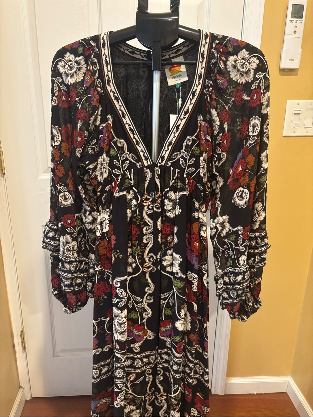 Farm Rio Bohemian Black Floral Long Sleeve Maxi Dress - Picture 2 of 9